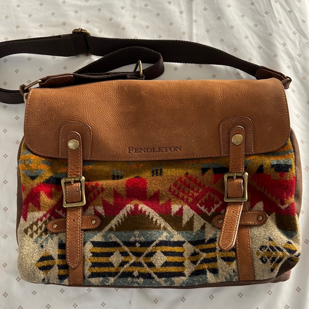 Pendleton Messenger Bag